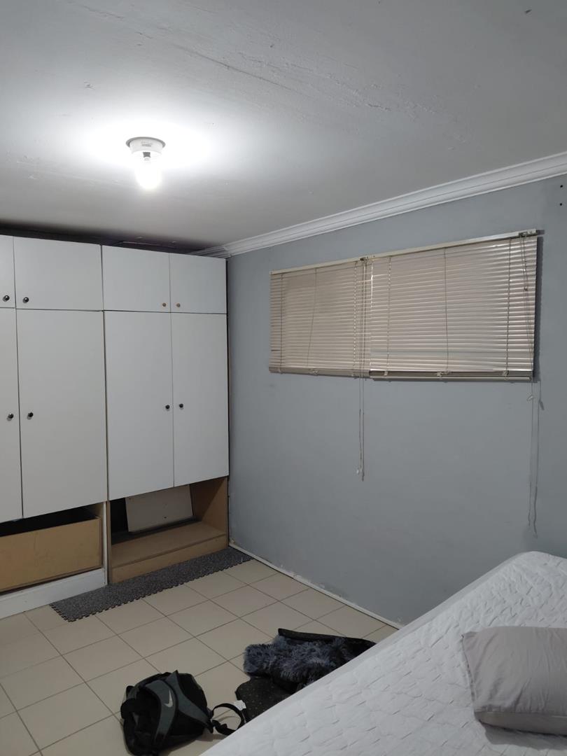 To Let 1 Bedroom Property for Rent in Oakdale Western Cape